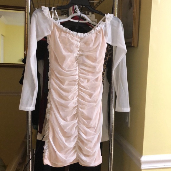 Dress - Picture 2 of 4